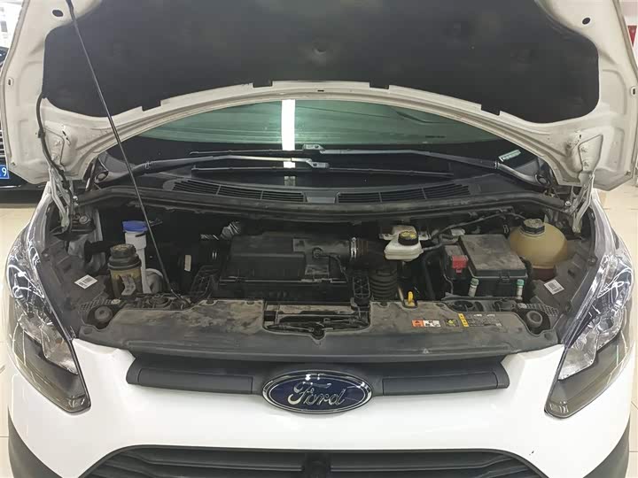 Фото 20 - Ford Transit