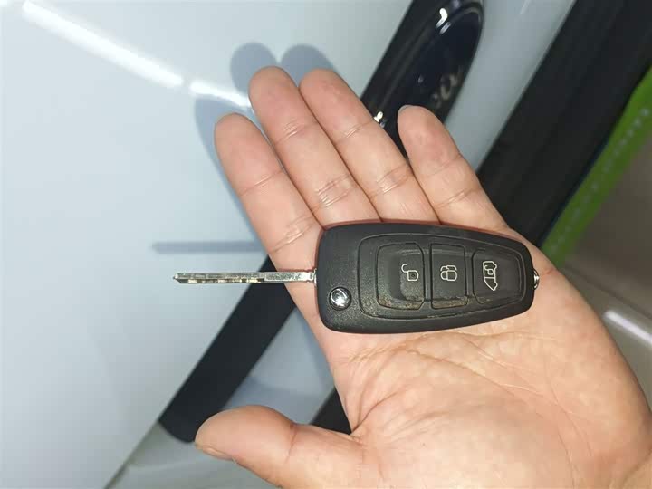 Фото 9 - Ford Transit