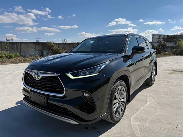 Фото 2 - Toyota Highlander