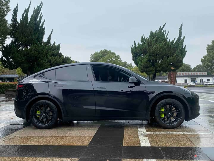 Фото 7 - Tesla Model Y