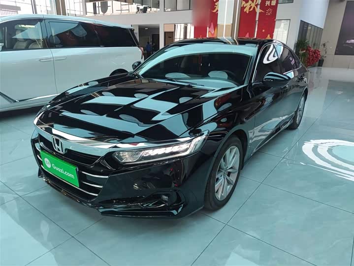 Фото 2 - Honda Accord