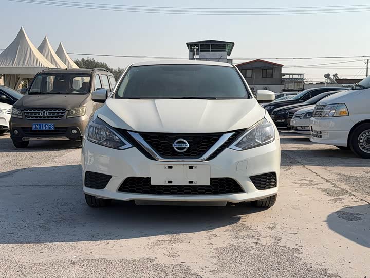 Фото 2 - Nissan Sylphy