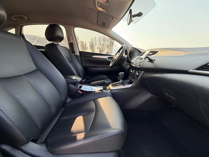 Фото 9 - Nissan Sylphy