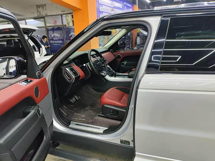 Фото 3 - Land Rover Range Rover Sport