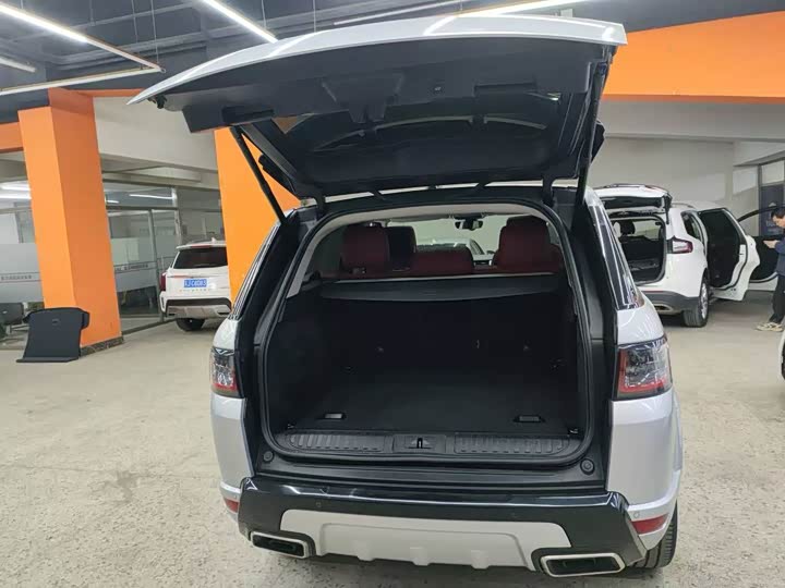 Фото 7 - Land Rover Range Rover Sport