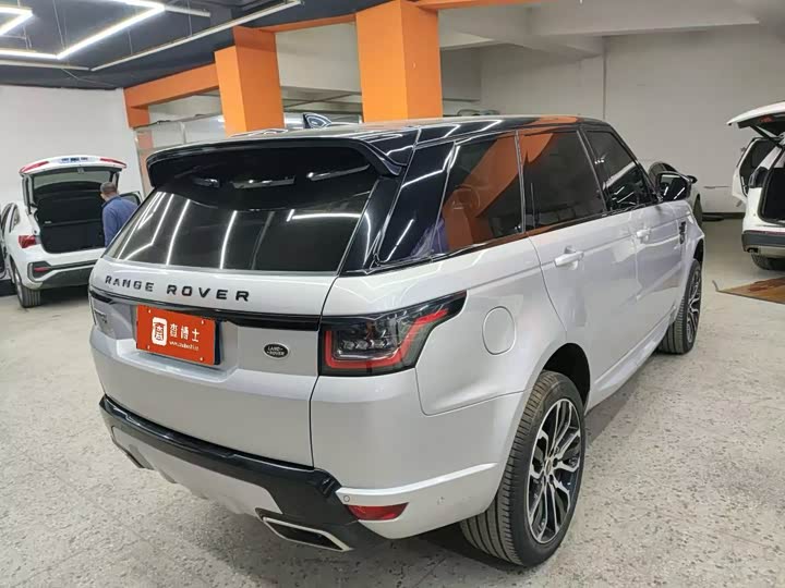 Фото 8 - Land Rover Range Rover Sport