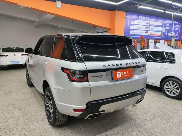 Фото 9 - Land Rover Range Rover Sport