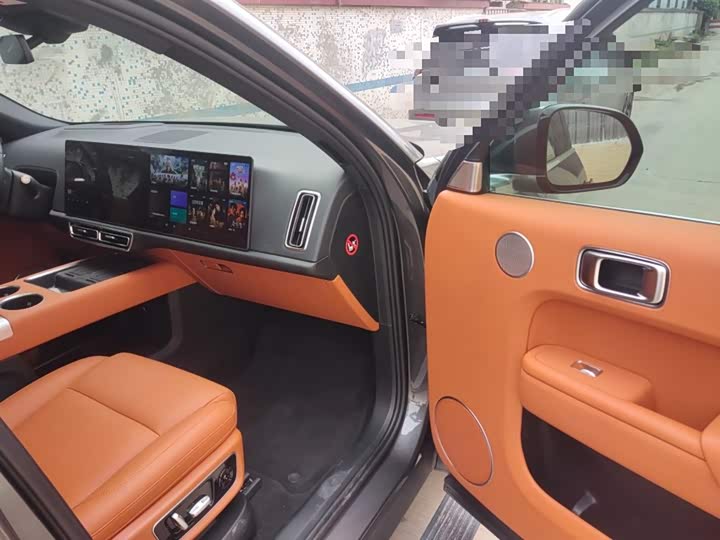 Фото 20 - LiXiang L9