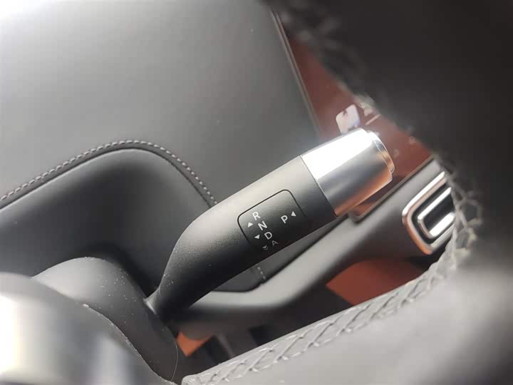 Фото 7 - LiXiang L9