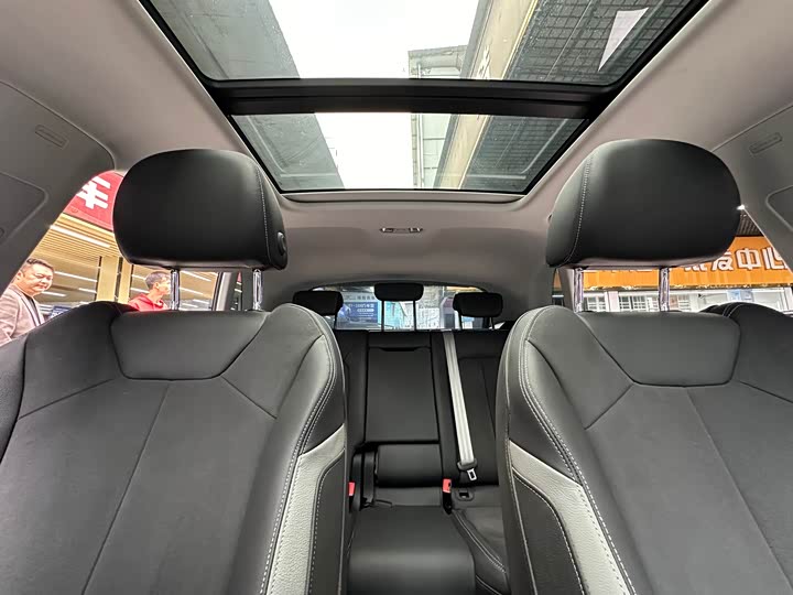 Фото 19 - Audi Q3