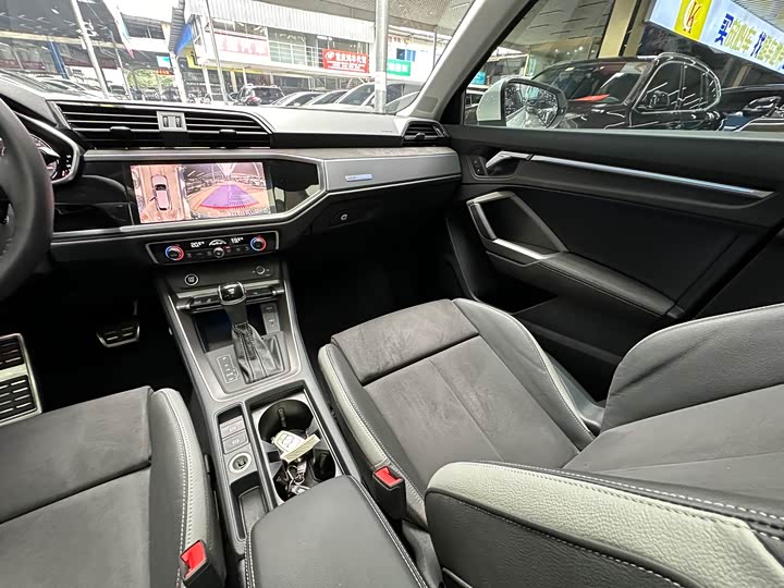 Фото 22 - Audi Q3