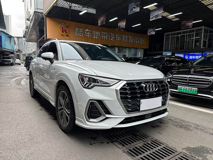 Фото 3 - Audi Q3