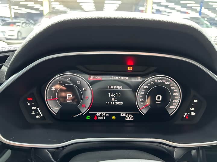 Фото 7 - Audi Q3