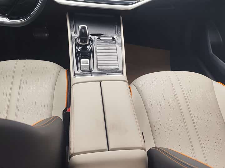 Фото 8 - Dongfeng Aeolus Yixuan Max