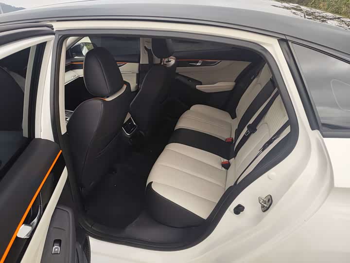 Фото 9 - Dongfeng Aeolus Yixuan Max