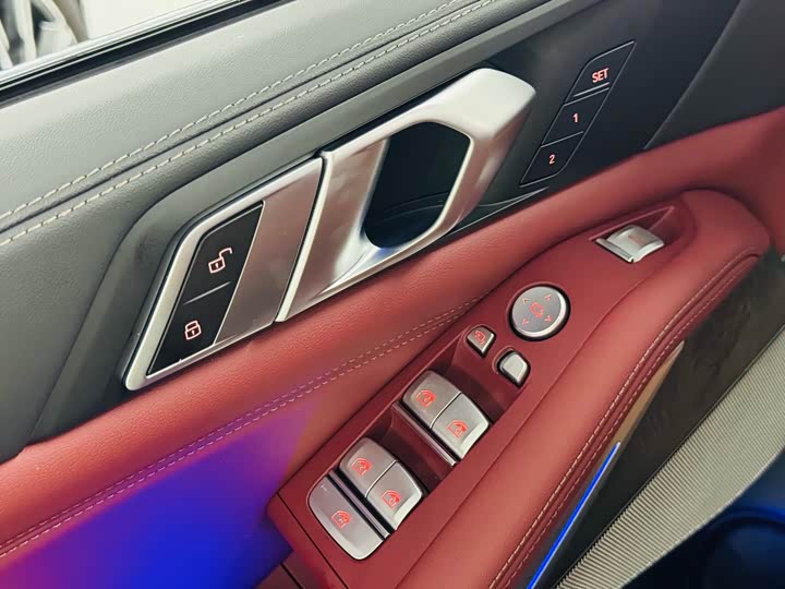 Фото 12 - BMW X5