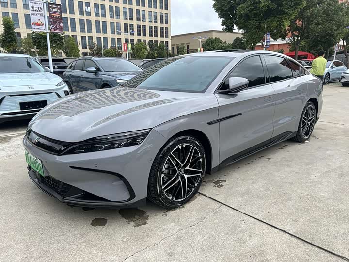 Фото 2 - BYD Han