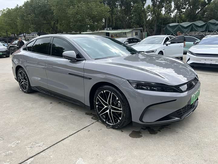 Фото 3 - BYD Han