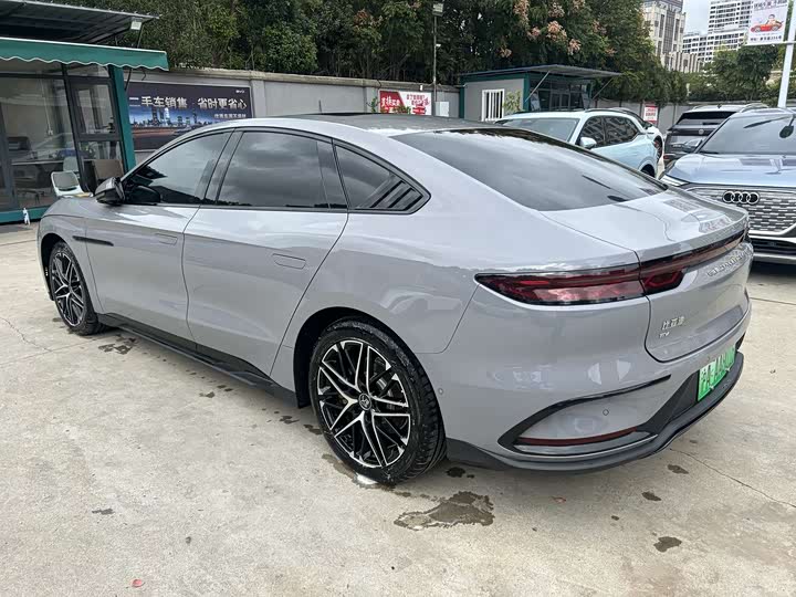 Фото 6 - BYD Han