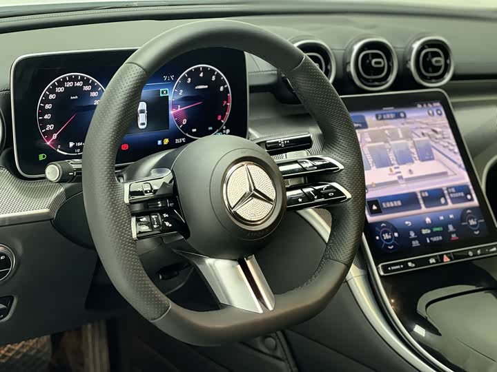 Фото 27 - Mercedes-Benz C-Class