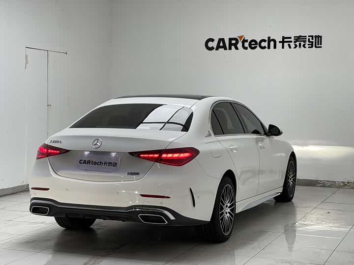 Фото 28 - Mercedes-Benz C-Class