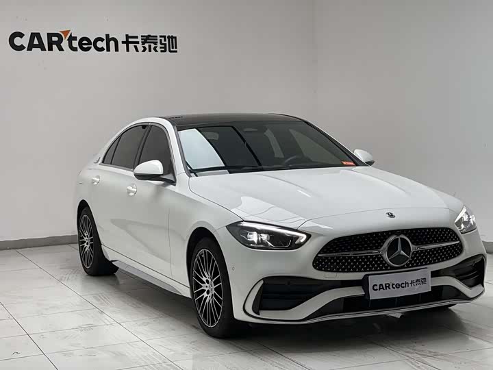 Фото 8 - Mercedes-Benz C-Class