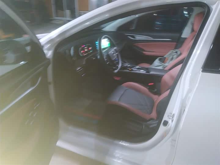 Фото 16 - Changan Eado Plus