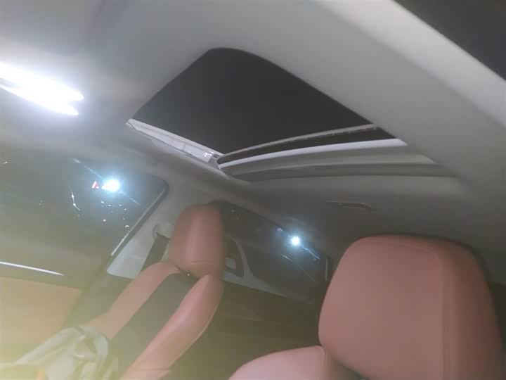 Фото 18 - Changan Eado Plus