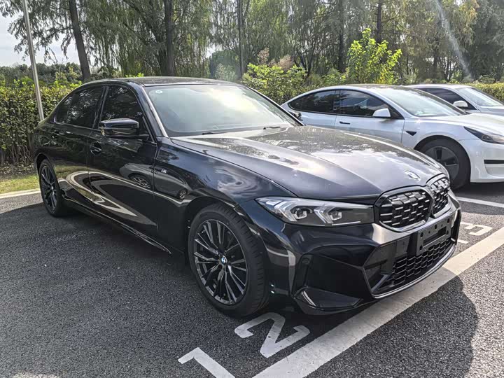 Фото 2 - BMW 3 Series