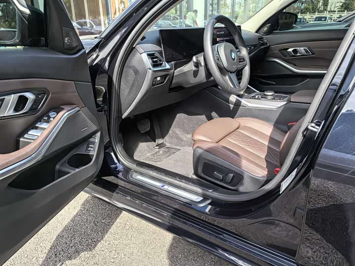 Фото 7 - BMW 3 Series