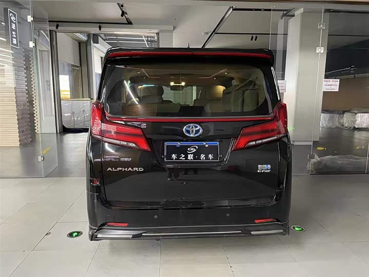 Фото 5 - Toyota Alphard