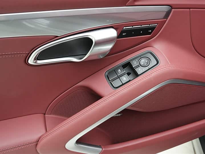 Фото 17 - Porsche 718