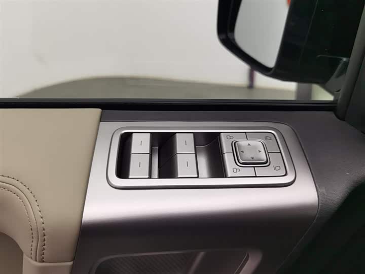 Фото 9 - Chery iCar V23