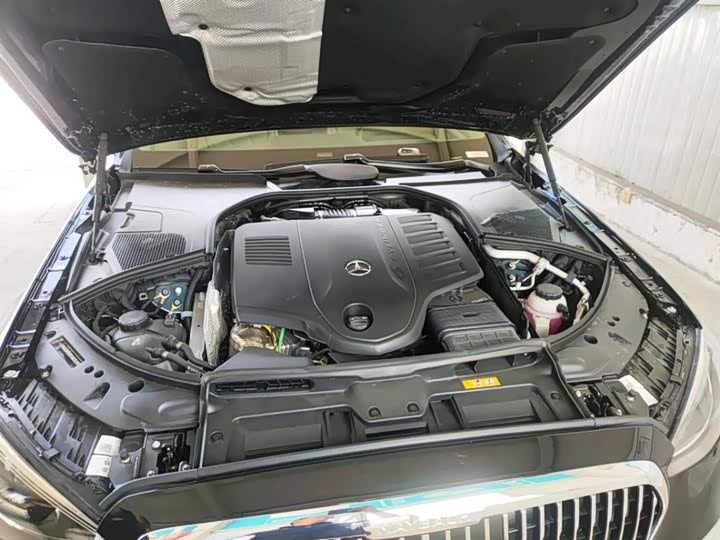 Фото 10 - Mercedes-Benz Maybach S-Class