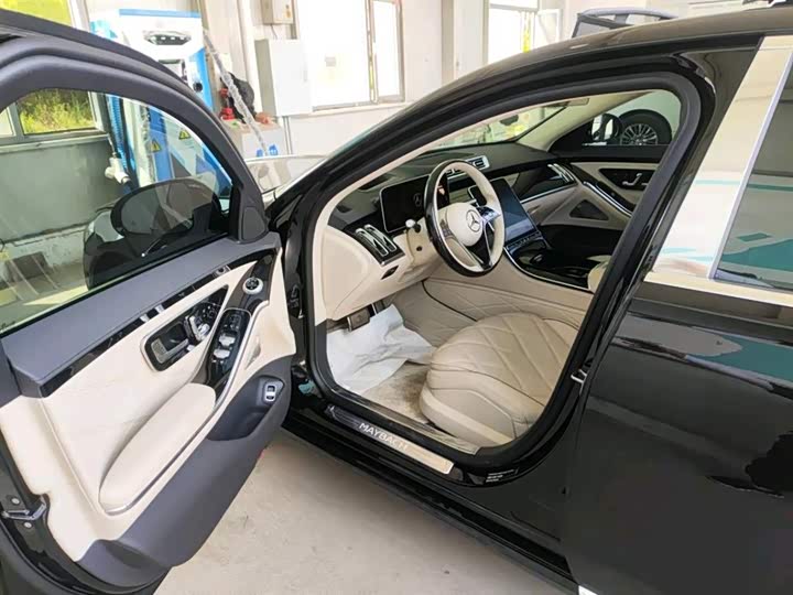 Фото 6 - Mercedes-Benz Maybach S-Class