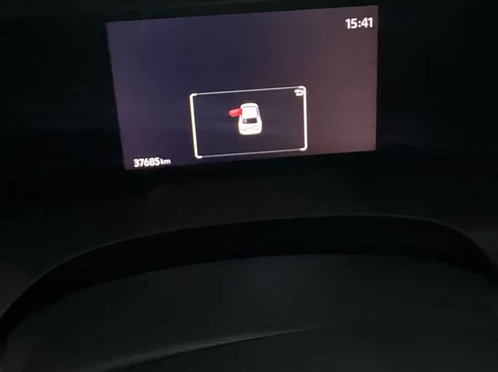 Фото 13 - Toyota Camry