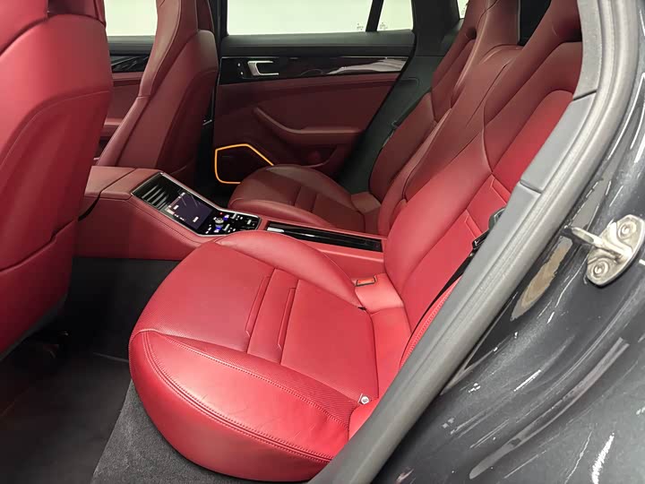 Фото 16 - Porsche Panamera