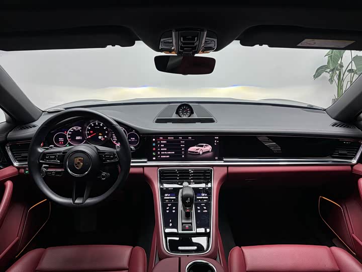 Фото 9 - Porsche Panamera