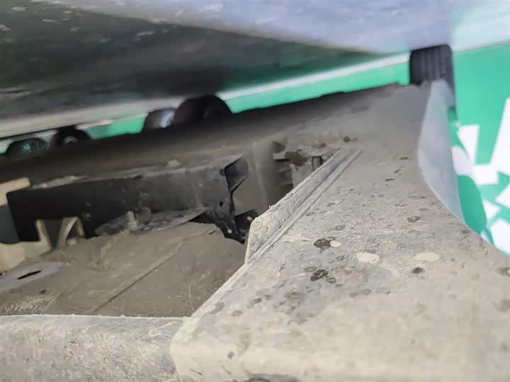 Фото 21 - Hongqi E-QM5