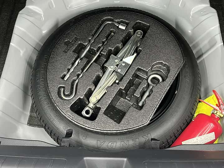 Фото 10 - Honda Civic