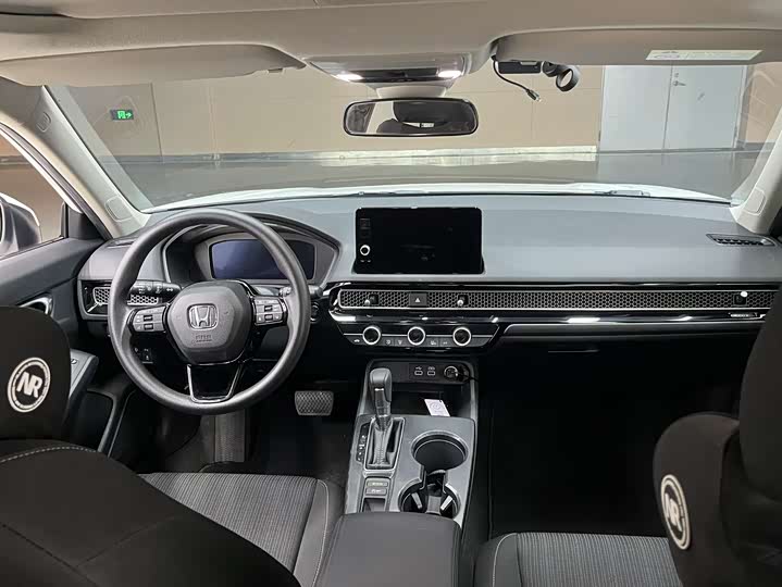 Фото 12 - Honda Civic