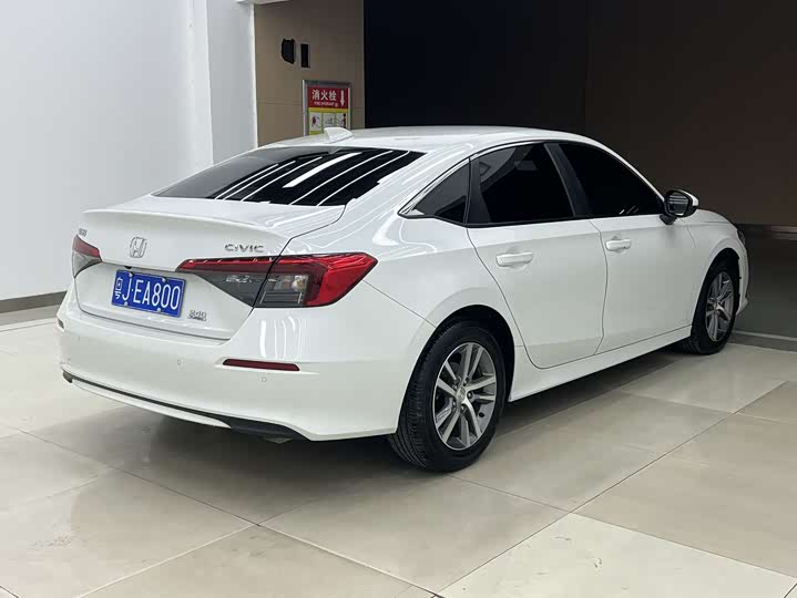 Фото 6 - Honda Civic