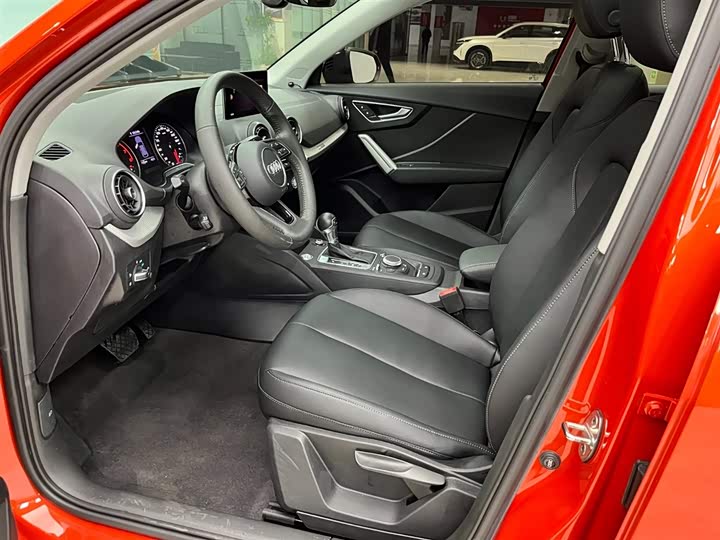 Фото 11 - Audi Q2L