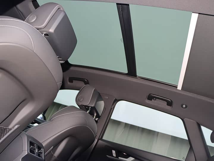 Фото 21 - Audi Q5L