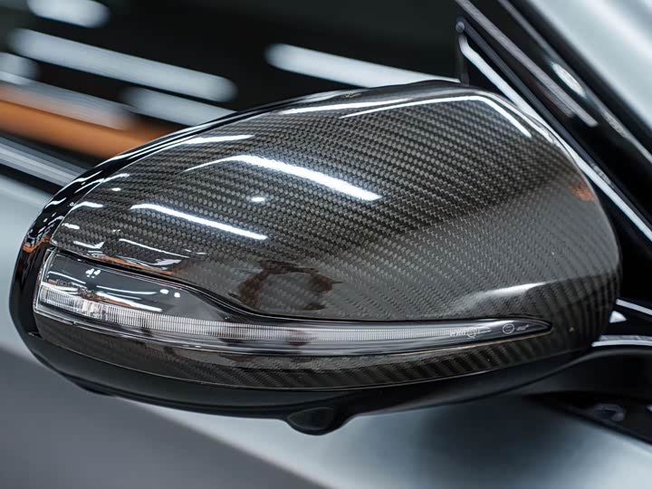 Фото 23 - Mercedes-Benz E-Class AMG