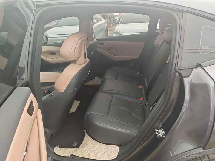 Фото 7 - Changan Deepal SL03