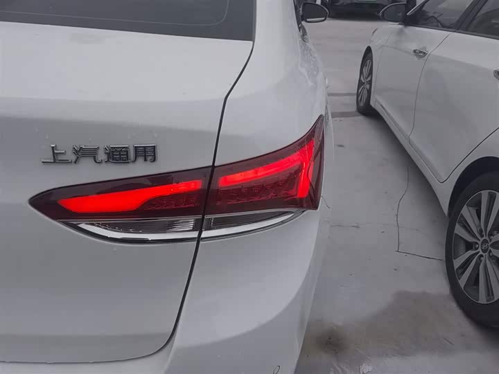 Фото 8 - Buick Excelle GT