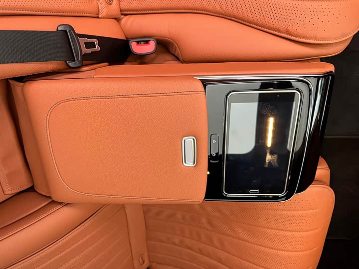 Фото 10 - Mercedes-Benz S-Class