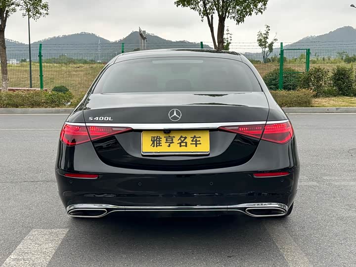 Фото 22 - Mercedes-Benz S-Class