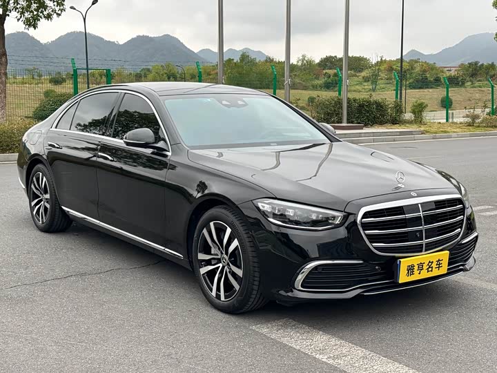 Фото 3 - Mercedes-Benz S-Class